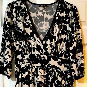 XL Lily V Neck Dress